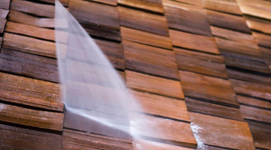 Professional gutter cleaning in Tumbling Shoals, AR